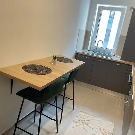 Qualisapartmentbv * Brašov